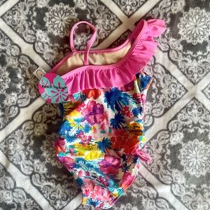 Beach Native toddler size 5 one piece swimsuit